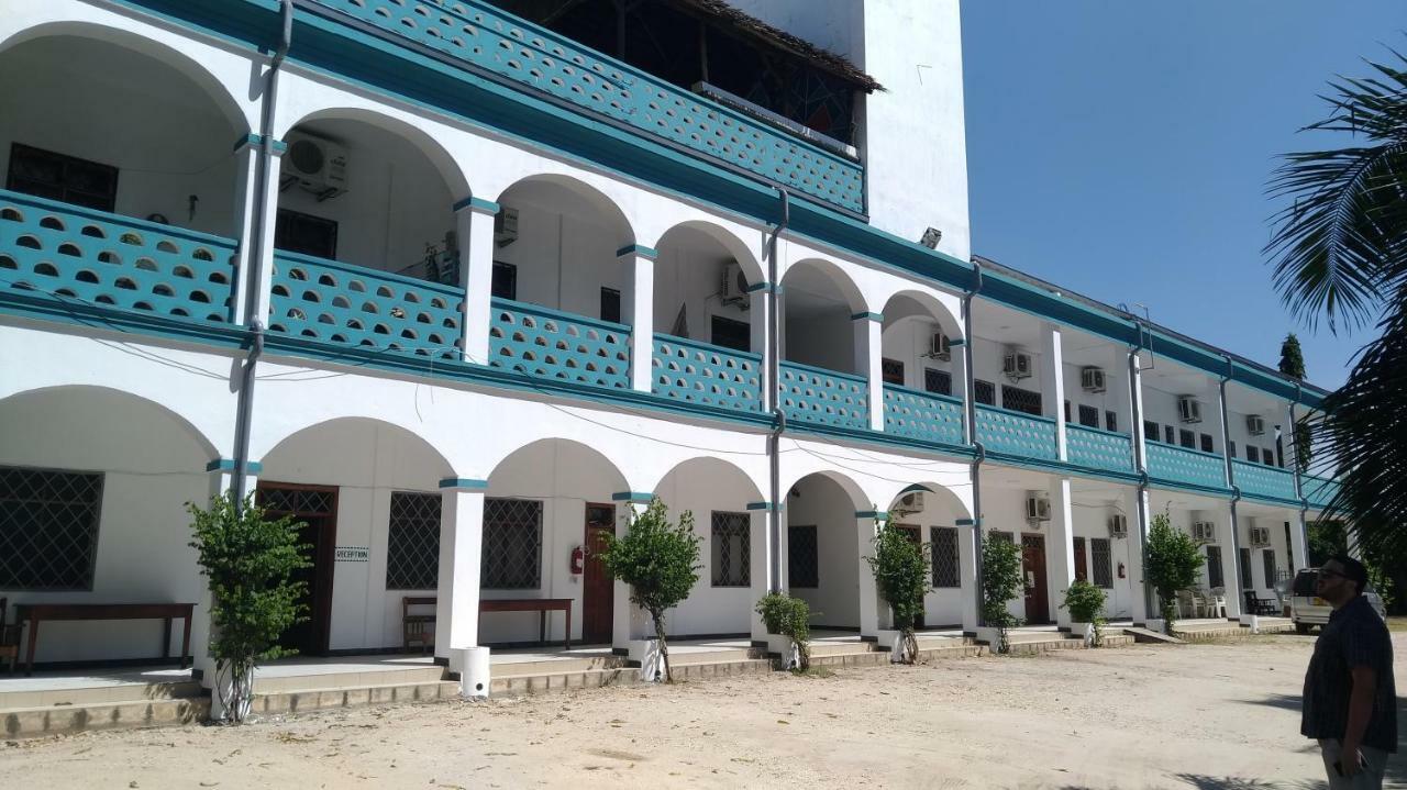 Cefa Hostel Dar es Salaam Exterior photo